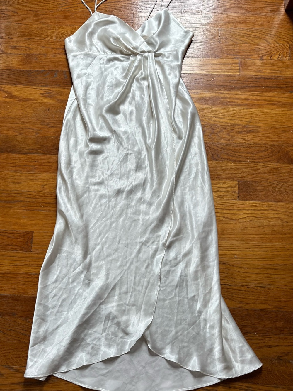 Natori Neiman Marcus Silky White Satin Slip Dress with Spaghetti Straps